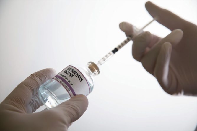 Общество: Лондон обвинил российскую разведку в попытке украсть вакцину от коронавируса