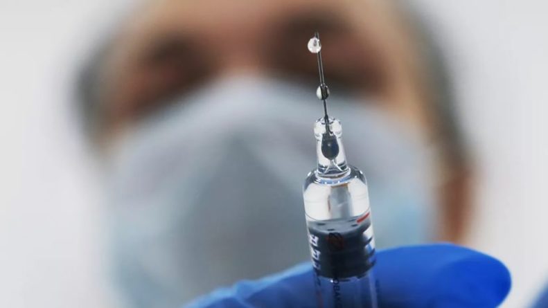 Общество: В РФПИ отметили попытку Британии запятнать российскую вакцину
