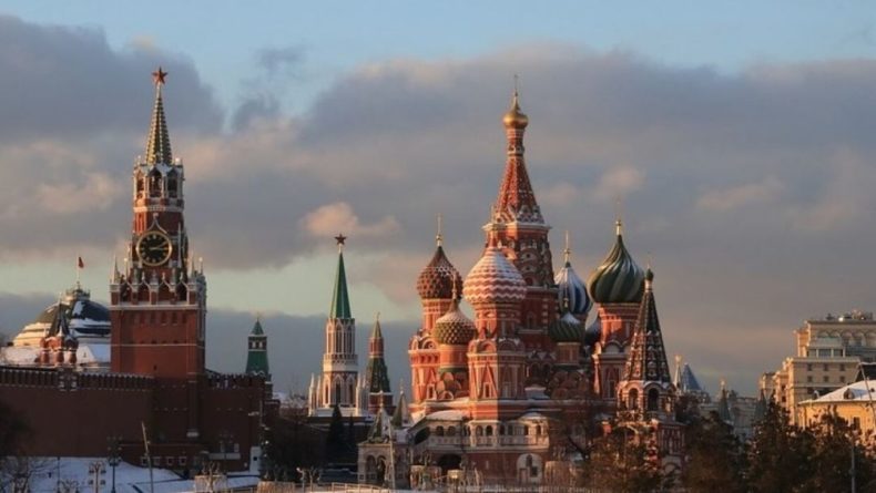 Общество: В Кремле отреагировали на обвинения Великобритании во вмешательстве в выборы