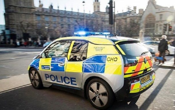 Общество: Движение в Лондоне перекрыли из-за утерянных полицией боеприпасов