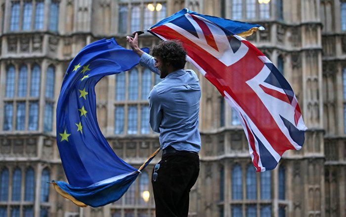 Общество: Великобритания против ЕС: борьба продолжается, исход неясен