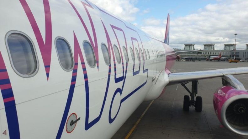 Общество: Лоукостер Wizz Air UK возобновляет рейсы из Петербурга в Лондон
