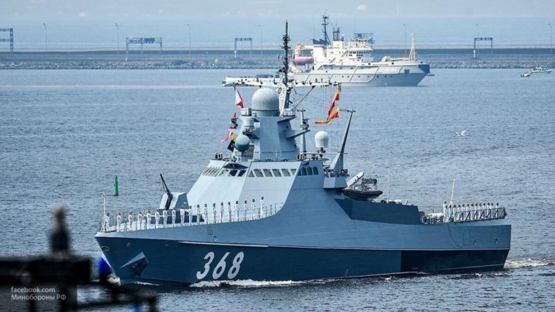 Общество: Самолеты ВВС Великобритании сопроводили корабль ВМФ РФ в Северном море