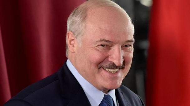 Общество: "Выборы прошли, как праздник" Лукашенко заявил, что протестующими руководили из Польши, Великобритании и Чехии