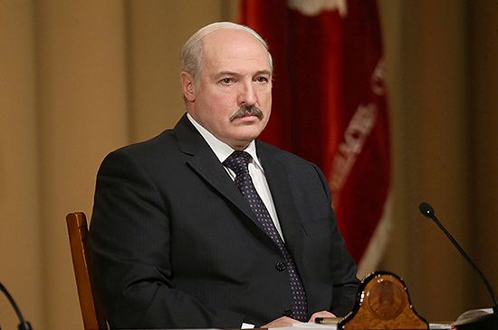 Общество: Лукашенко: протестующими управляли из Польши, Великобритании и Чехии