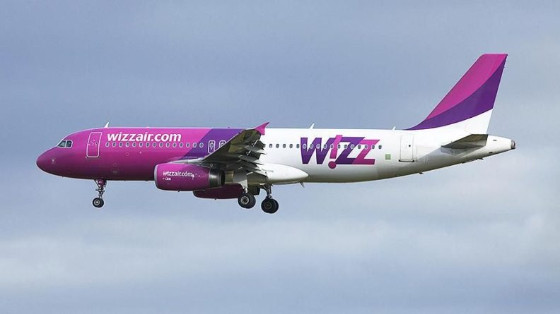 Общество: Авиакомпания Wizz Air возобновила рейсы из Петербурга в Лондон