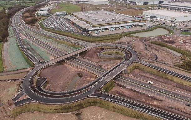 Общество: В Британии построили тупиковую дорогу за £50 млн