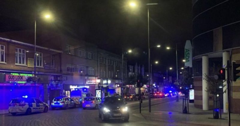Общество: Злоумышленники ранили ножом шесть человек в Лондоне