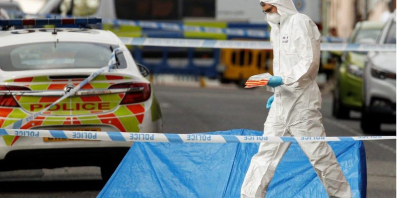 Общество: В Англии в результате драки с ножом погиб человек, семь получили ранения