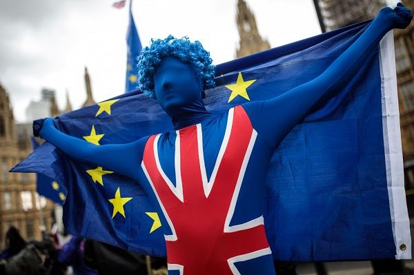 Общество: Назван крайний срок для заключения торговой сделки по Brexit