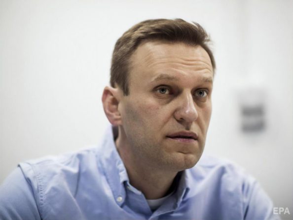 Общество: Глава МИД Британии вызвал посла России из-за отравления Навального
