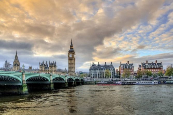 Общество: Борис Джонсон призвал парламент защитить Британию от угрозы расчленения ЕС