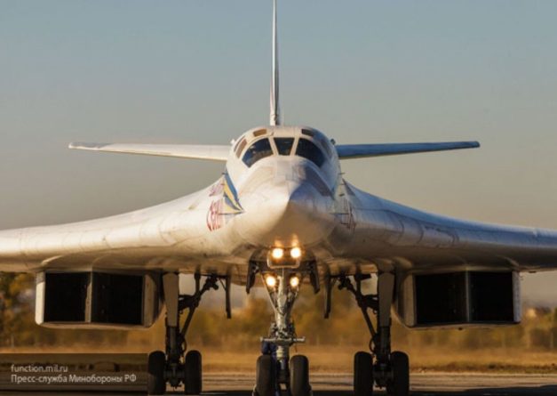 Общество: Ту-160 ВКС РФ могут ударить по Лондону в ответ на угрозу ВВС США