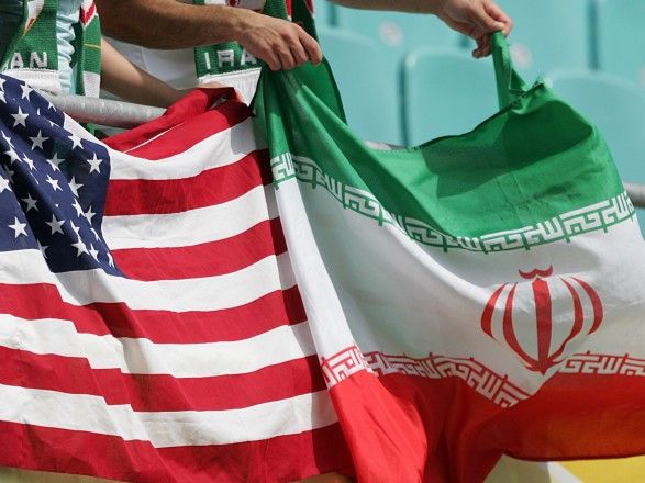 Общество: Франция, Великобритания и ФРГ отвергли предложение США возобновить санкции против Ирана