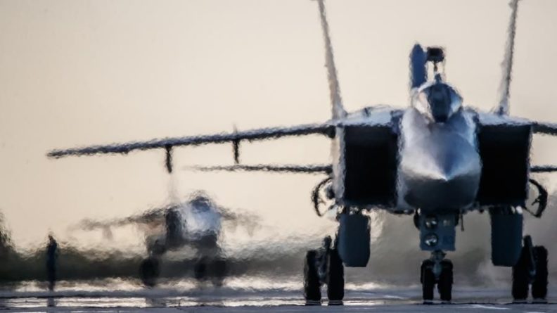 Общество: Истребители Миг-31 сопроводили самолет ВВС Британии над Баренцевым морем