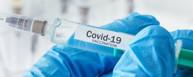 Общество: В Британии две тысячи добровольцев заразят COVID-19 для испытания вакцины