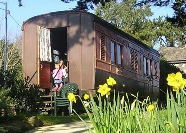 Общество: Провести отпуск в поезде: в Англии открыли отель в старом почтовом вагоне