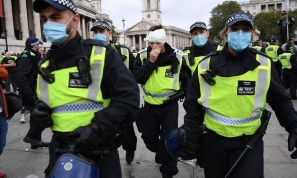 Общество: В Лондоне прошла демонстрация против коронавирусных ограничений: есть пострадавшие