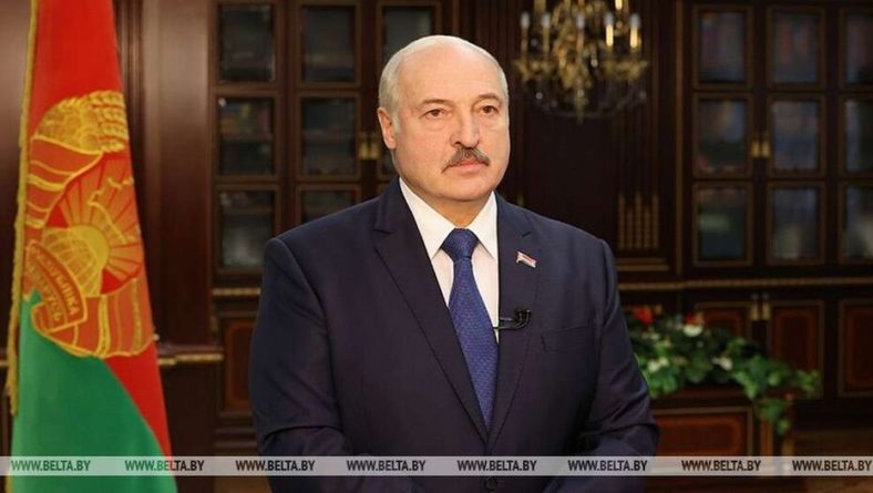 Общество: Великобритания и Канада ввели санкции в отношении Лукашенко