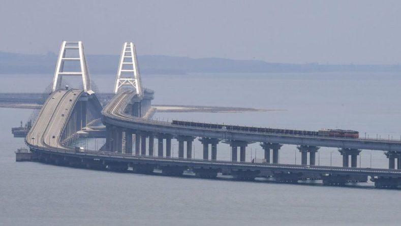 Общество: Британия ввела санкции против строителей Крымского моста