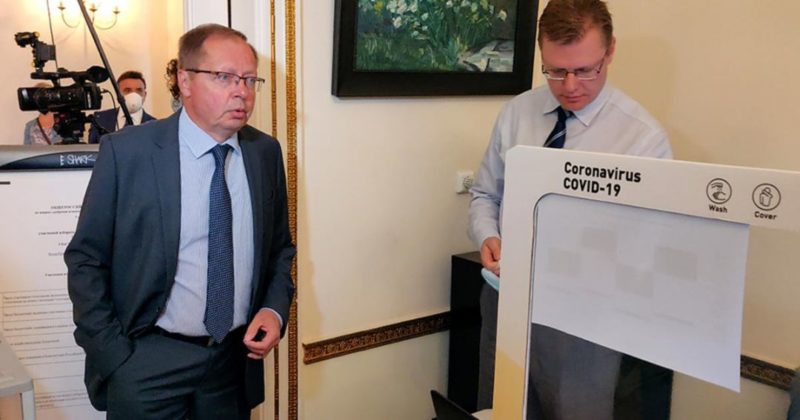 Посол РФ: Британия отказалась сотрудничать по вакцине от COVID 02102020 Общество: Посол РФ: Британия отказалась сотрудничать по вакцине от COVID