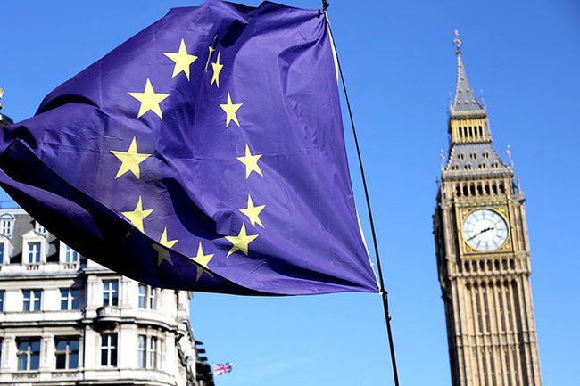 Общество: Великобритания и ЕС снова договорились начать переговоры по брекситу