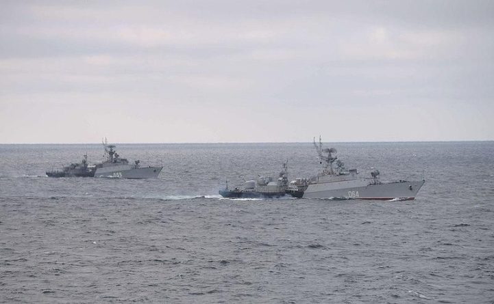 Силы ЧФ установили контроль в Чёрном море над судном Dragon из Великобритании 06102020 Общество: Силы ЧФ установили контроль в Чёрном море над судном Dragon из Великобритании
