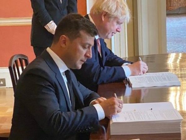 Общество: Украина и Великобритания подписали стратегическое соглашение о свободной торговле