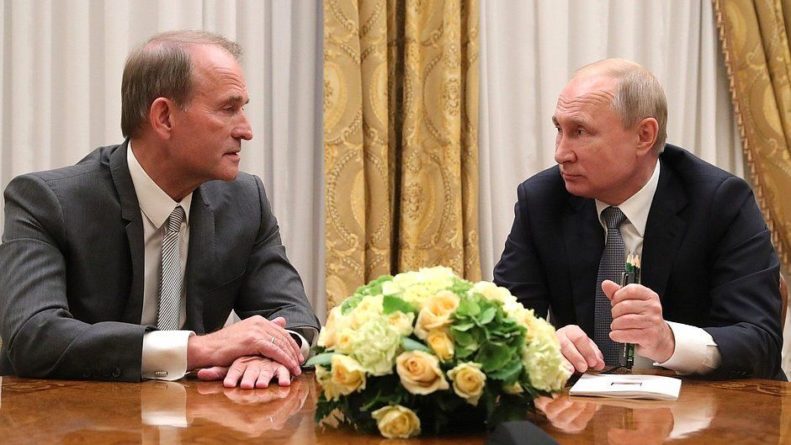 Общество: Зеленский в Лондоне два часа обсуждал с британской разведкой Путина и Медведчука