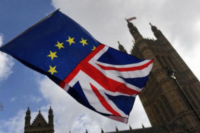 Общество: В Великобритании назвали условие для торговых переговоров с ЕС после Brexit