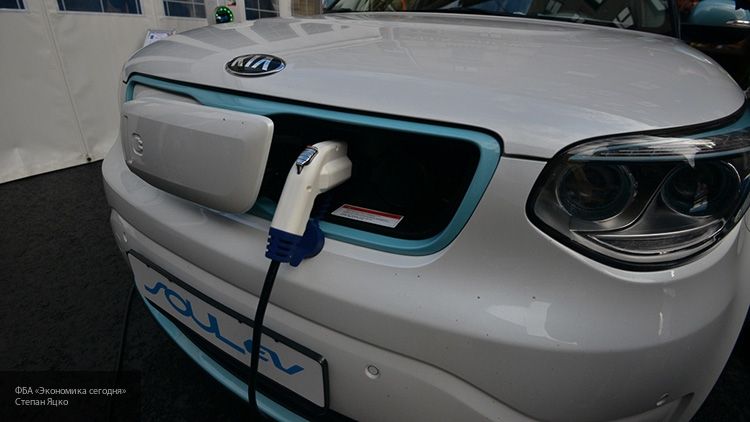Общество: Автопроизводителям в Британии придется продавать больше электромобилей