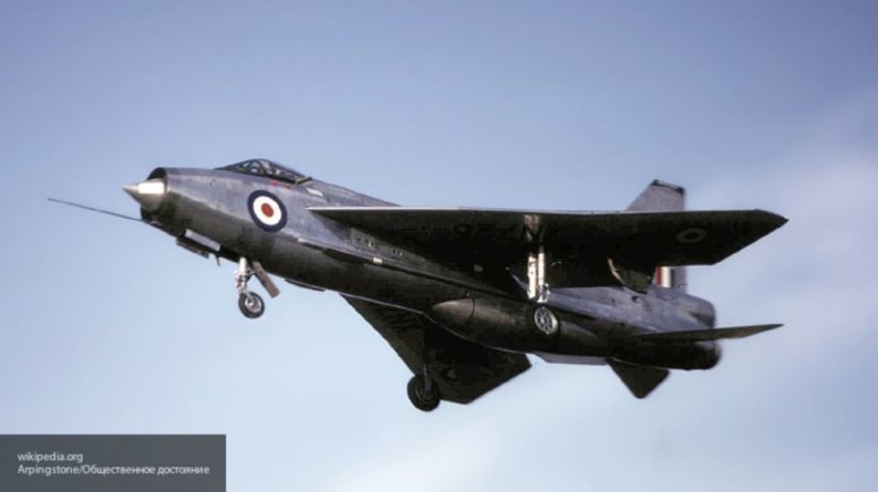 Общество: "Кузнечик в небе": назван самый уродливый истребитель ВВС Британии