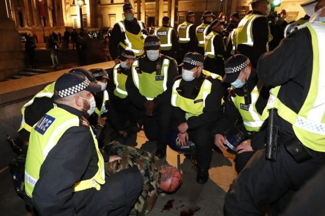 Общество: Более 100 задержанных: В центре Лондона протестовали против нового локдауна