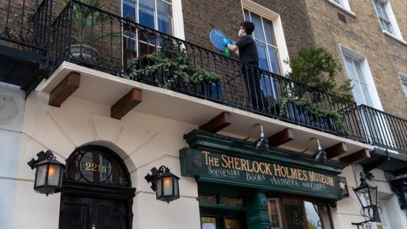 Общество: Члены семьи Назарбаева оказались владельцами дома Шерлока Холмса в Лондоне