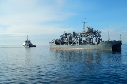 Общество: Спасательная «Коммуна» ВМФ России получила спасенный Великобританией «Приз»