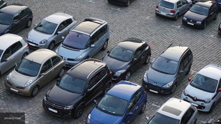 Общество: Эксперты призывают власти Британии увеличить размеры парковочных мест