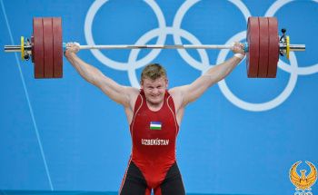 Общество: Узбекский тяжелоатлет получил медаль Олимпиады в Лондоне спустя восемь лет