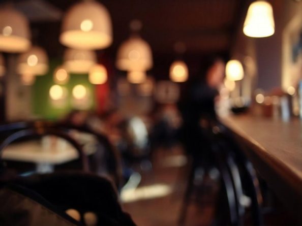 Общество: В Лондоне посетителей пабов и ресторанов обяжут оставлять заведение сразу после приема пищи