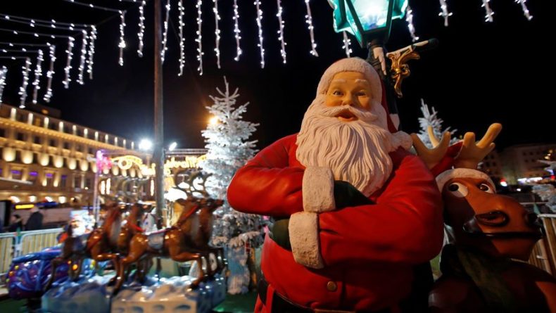 Общество: В Великобритании Санта-Клаусу разрешили не носить маску