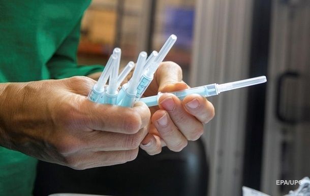Общество: В Британии ожидают одобрения сразу двух вакцин в декабре