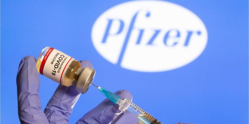 Общество: Британия первой в мире одобрила вакцину против коронавируса от Pfizer и BioNTech