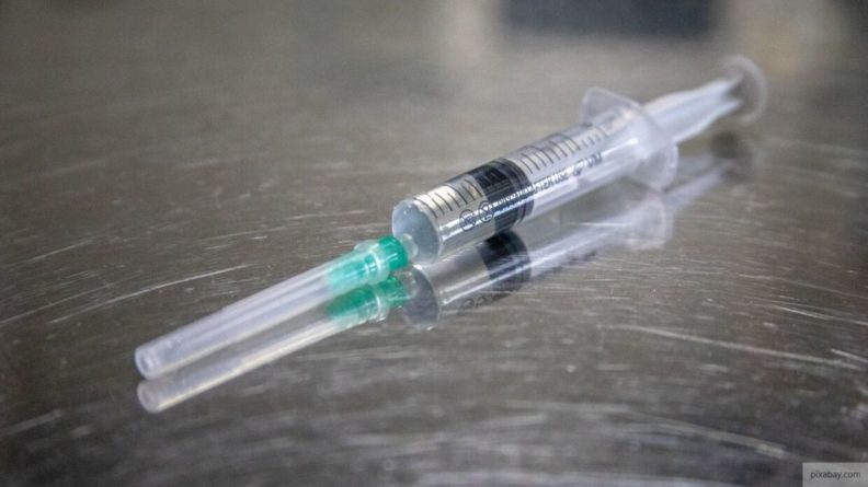 Общество: В Великобритании одобрена вакцина Pfizer для использования против COVID-19