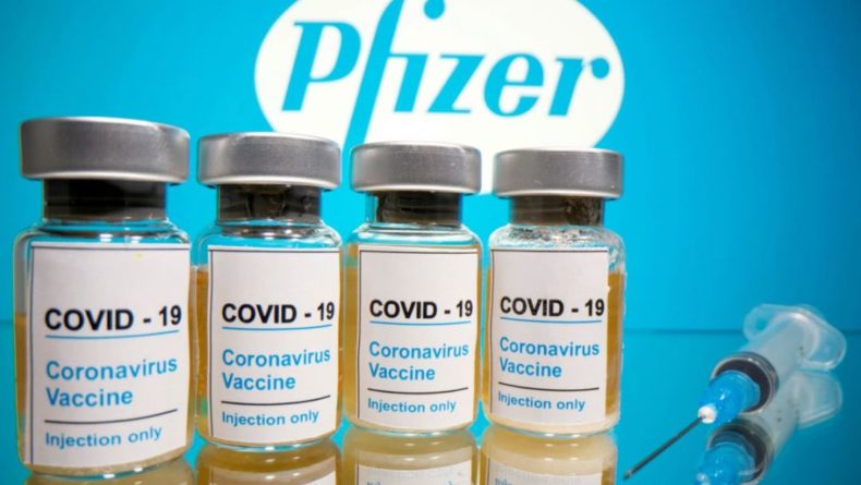 Общество: Великобритания первой одобрила использование вакцины Pfizer