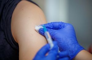 Общество: В Великобритании вакцинация от Covid-19 стартует на следующей неделе