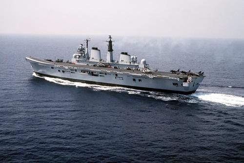 Общество: Британия обеспокоена передвижениями российских кораблей у ее границ