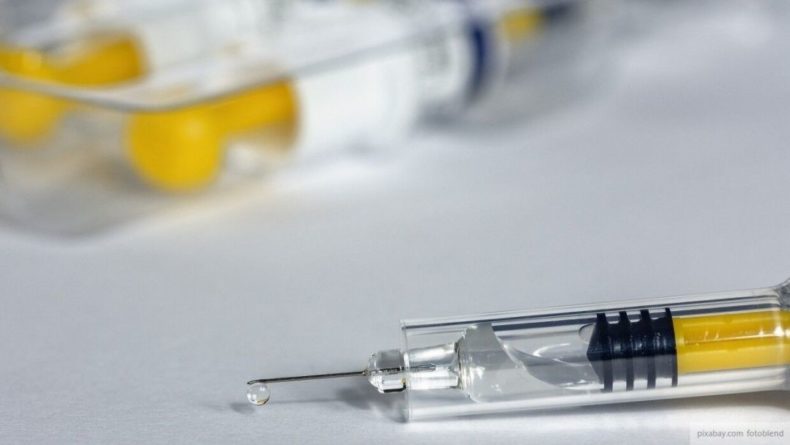 Общество: Массовая вакцинация от COVID-19 началась в Великобритании