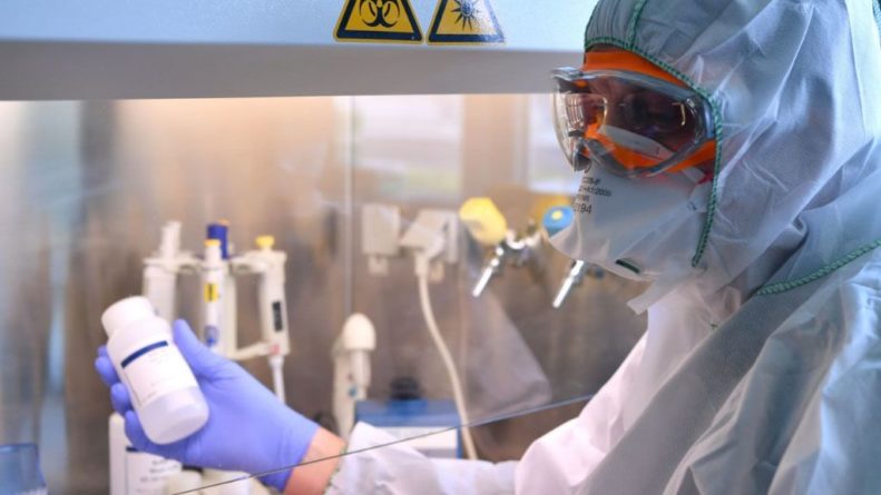 Общество: Украина ожидает поступлений «правильной» вакцины из ЕС, Великобритании и США