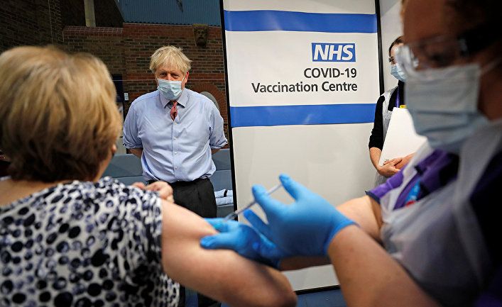 Общество: Al Jazeera (Катар): в Великобритании началась вакцинация от коронавируса. Врачи раскрыли «Аль-Джазире» подробности и возможные симптомы