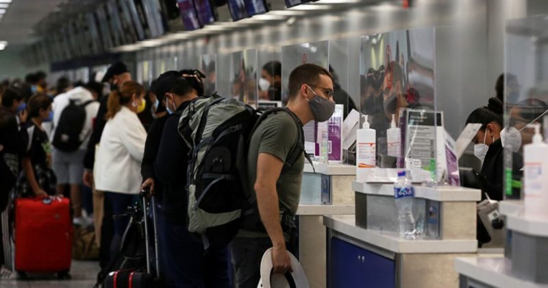 Общество: Нидерланды запретили прием рейсов из Великобритании из-за новой мутации коронавируса