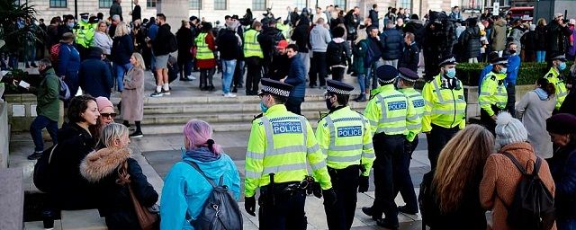 Общество: На акции «ковид-диссидентов» в Лондоне задержали 29 человек